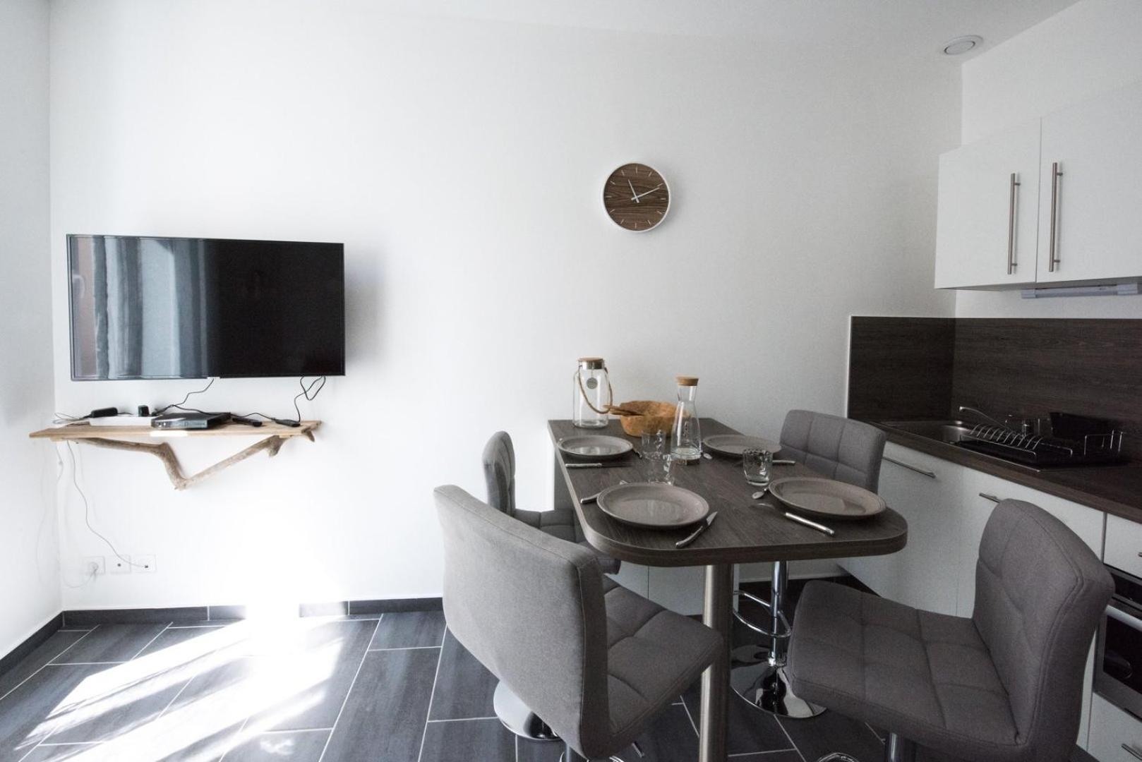 Ferienwohnung Le Hirvi - Cocon Zen Et Epure A 10Min Vieux Lyon Exterior foto